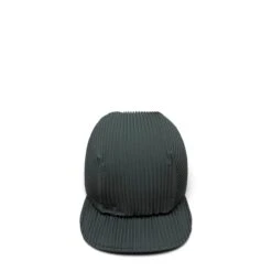 PLEATS CAP