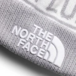 The North Face RETRO TNF POM BEANIE -Accessories Promotion Store thenorthfaceRETROTNFPOMBEANIEMELDGREYOSNF0A3FMPA91 3