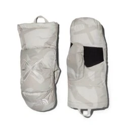 The North Face XX KAWS NUPTSE MITT